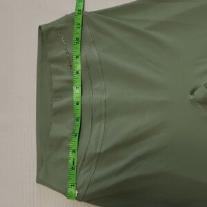 Whitney Simmons leggings